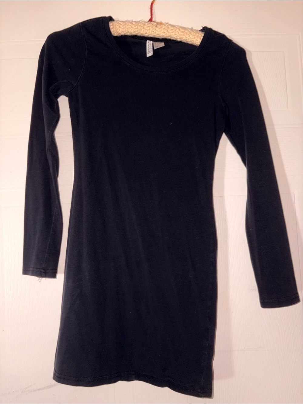 H&M Black Crewneck Long Sleeve Bodycon Dress size xs